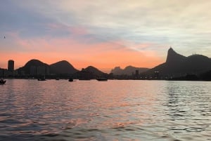 Rio de Janeiro: SpeedBoat Tour - Sunset with Beer
