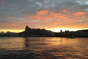 Rio de Janeiro: SpeedBoat Tour - Sunset with Beer