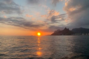 Rio de Janeiro: SpeedBoat Tour - Sunset with Beer