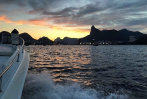 Rio de Janeiro: SpeedBoat Tour - Sunset with Beer