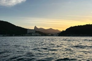 Rio de Janeiro: SpeedBoat Tour - Sunset with Beer