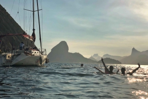 Rio de Janeiro: Sunset Sailing Tour