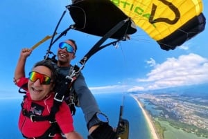 Rio de Janeiro: Skydive with Camera in Barra da Tijuca