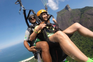 Rio de Janeiro: Tandem Paragliding Flight