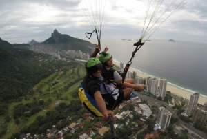 Rio de Janeiro: Tandem Paragliding Flight