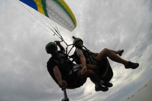 Rio de Janeiro: Tandem Paragliding Flight