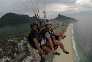 Rio de Janeiro: Tandem Paragliding Flight