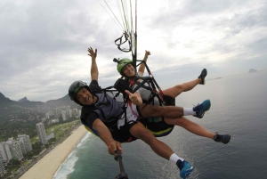 Rio de Janeiro: Tandem Paragliding Flight