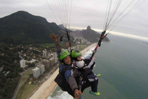 Rio de Janeiro: Tandem Paragliding Flight