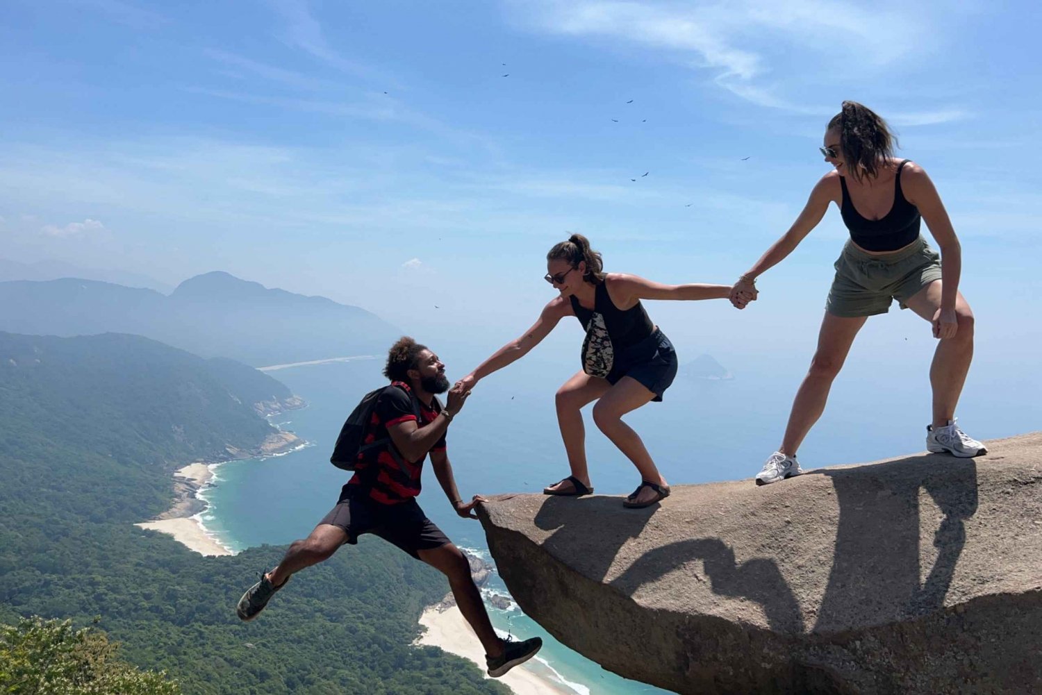 Rio de Janeiro: Telegrafo Rock Hike with Optional Beach Stop