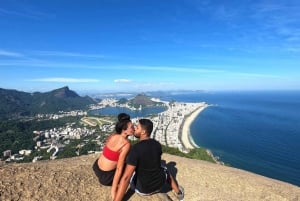 Rio de Janeiro: Two Brothers Hike in Vidigal