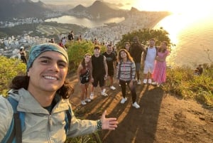 Rio de Janeiro: Two Brothers Sunrise and Sunset Hike Vidigal