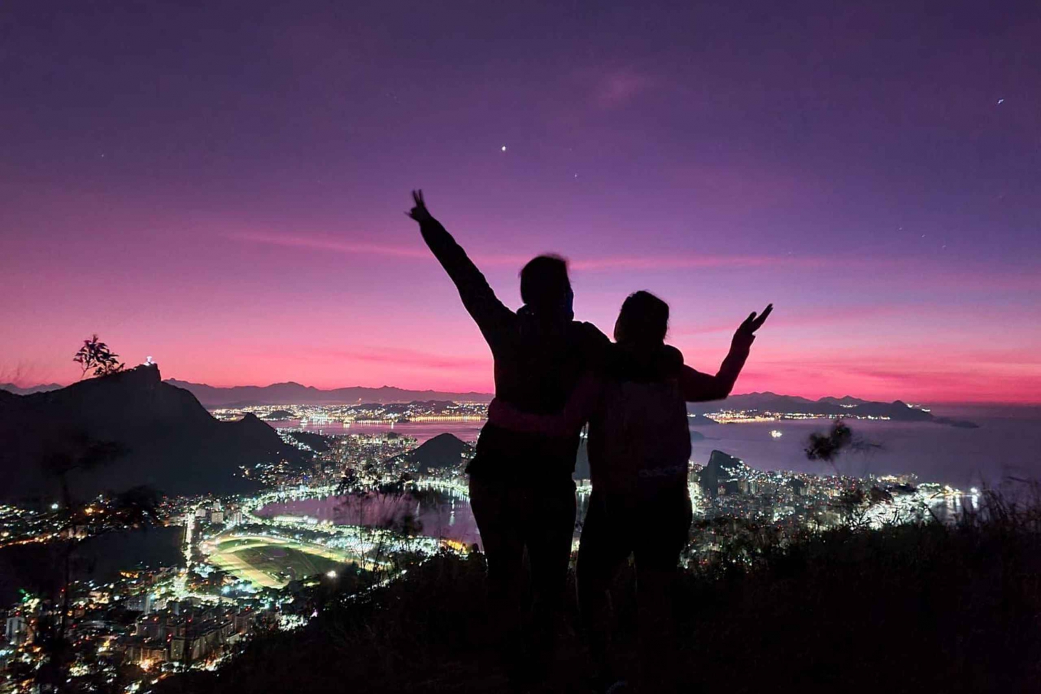 RIO DE JANEIRO:Two Brothers Hike & Vidigal Favela experience