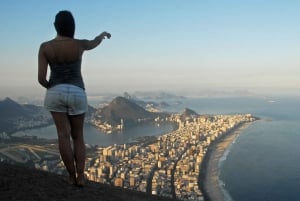 Rio de Janeiro: Vidigal Favela Tour and Two Brothers Hike