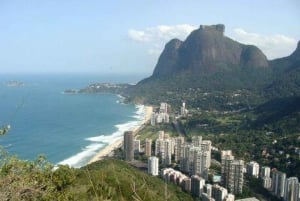 Rio de Janeiro: Vidigal Favela Tour and Two Brothers Hike