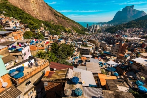 Rio: Favela Walking Tour of Rocinha with a Resident Guide