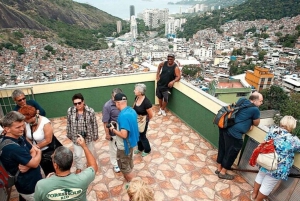 Rio: Favela Walking Tour of Rocinha with a Resident Guide