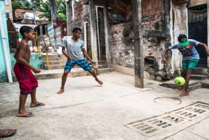 Rio: Favela Walking Tour of Rocinha with a Resident Guide