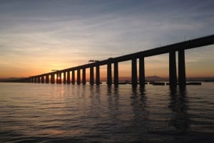 Rio: Guanabara Bay Boat Trip by Catamaran with Audio Guide