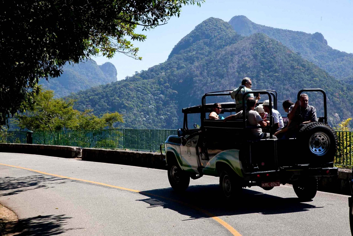 Rio: Half-Day Jeep Tour at Floresta da Tijuca