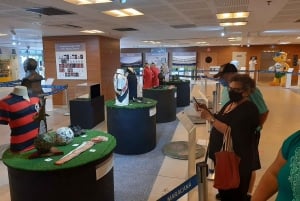 Rio: Private Maracanã Museum Tour Locker Rooms & Field