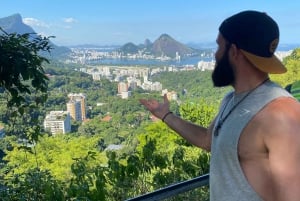 Rio: Immersive Rocinha Favela Walking Tour with Local Guide