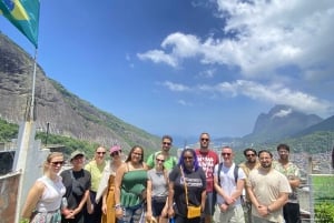 Rio: Immersive Rocinha Favela Walking Tour with Local Guide