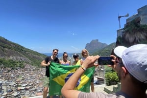 Rio: Immersive Rocinha Favela Walking Tour with Local Guide