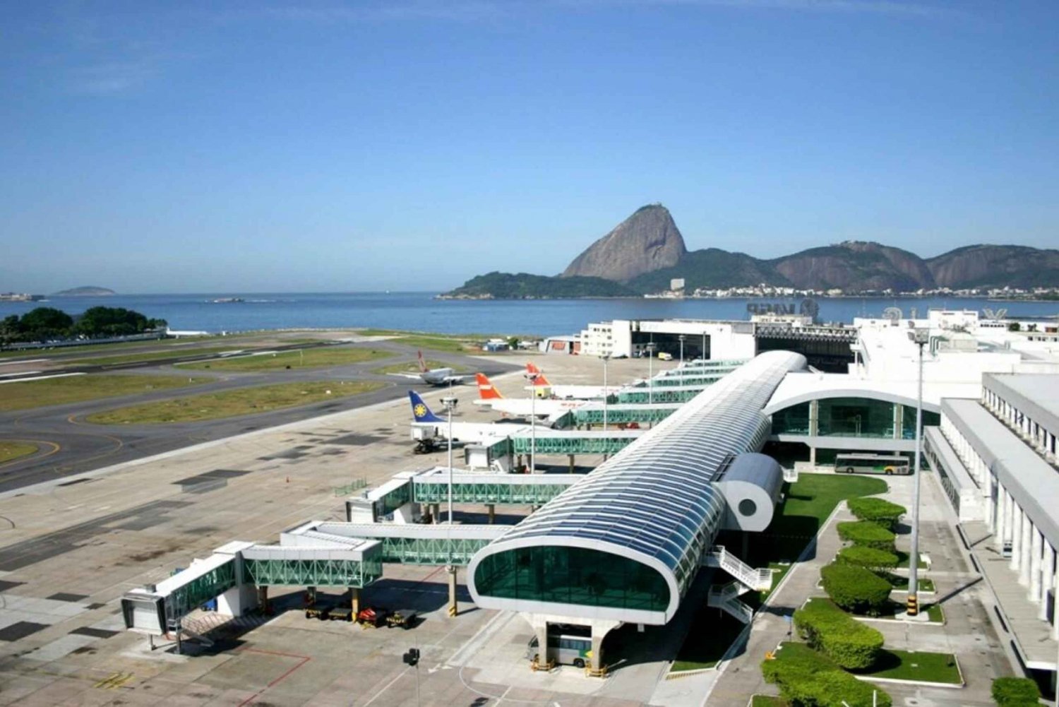 Rio Santos Dumont (SDU): Shuttle Transfer to/from Hotels