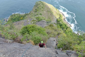 Rio de Janeiro: Sugar Loaf Mountain Hiking Tour