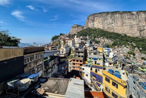 Rocinha Jeep Tour: A Journey into the Soul of the Favela!
