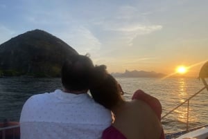 Sailboat in Rio de Janeiro, with open bar and snacks