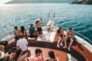 Seaside Cabo Frio: Private City Tour and Natural Paradises