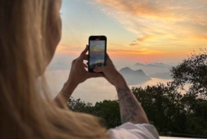 Rio: Sugarloaf Mountain Sunrise with Breakfast & Transfer