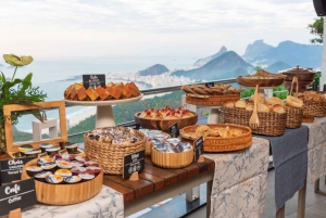 Rio: Sugarloaf Mountain Sunrise with Breakfast & Transfer