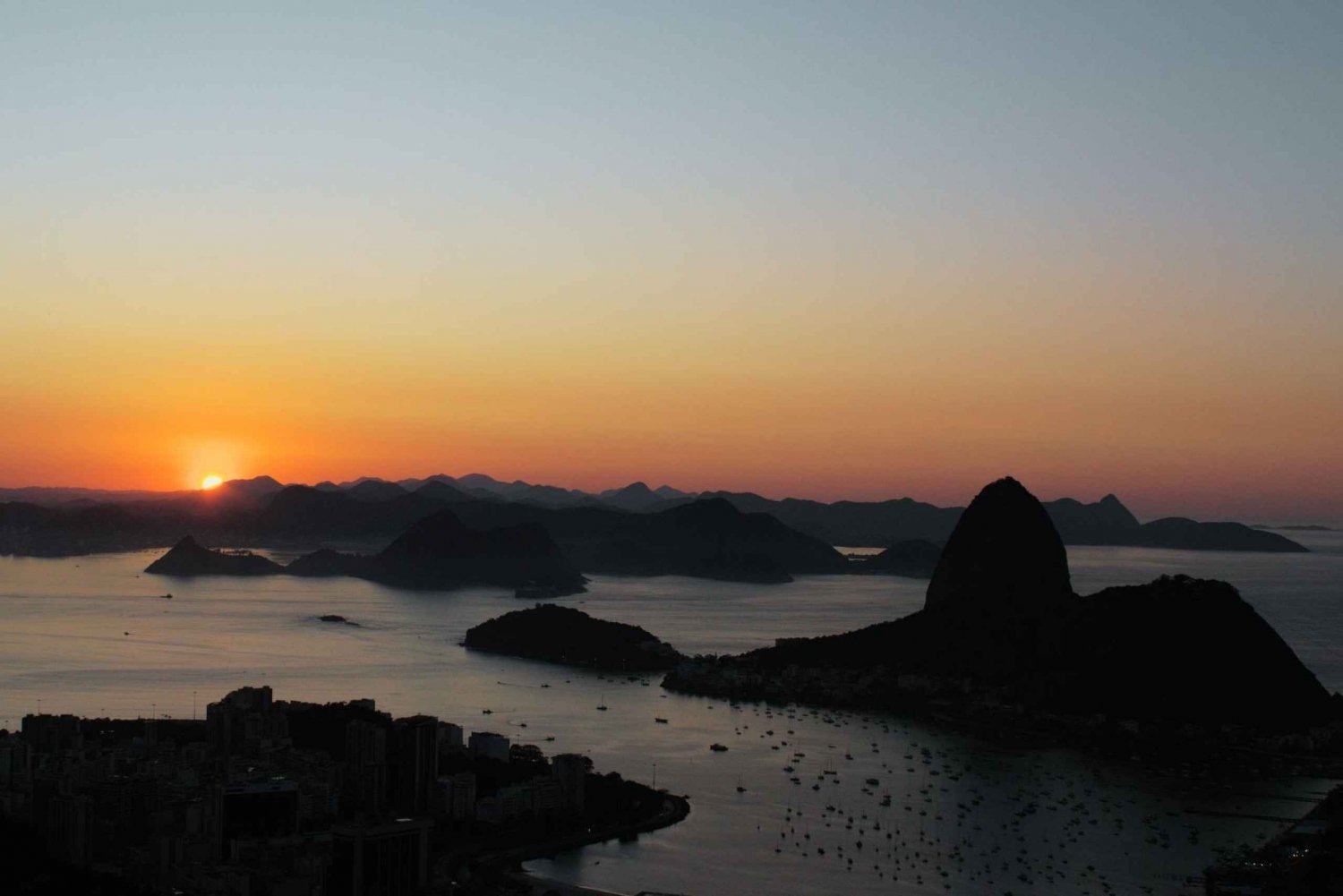 Sunrise Breakfast Mirante Dona Marta + Christ the Redeemer