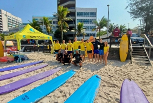 Surf lessons: in Arpoador in Ipanema.