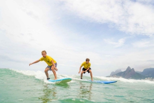 Surf lessons: in Arpoador in Ipanema.