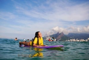 Surf lessons: in Arpoador in Ipanema.
