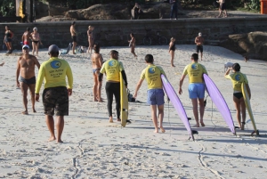 Surf lessons: in Arpoador in Ipanema.
