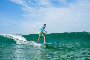 Surf lessons with local instructors in Copacabana/ipanema!