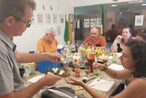 Rio de Janeiro: Food Tasting Tour with 33 Flavors