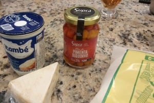 Rio de Janeiro: Food Tasting Tour with 33 Flavors