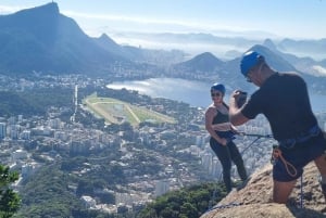 Tour on the Two Brothers Trail in Vidigal