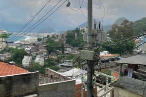Rio: Favela Tour Imersion in Babilônia and Chapéu Mangueira