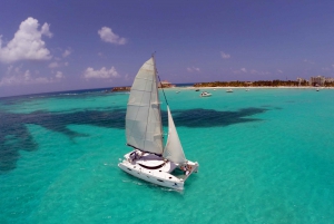 Full-Day Sailing Trip to Isla Mujeres with Transfer Options