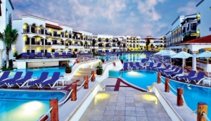 Real Resorts Playa del Carmen
