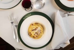 ローマのレストラン「アルフレド アッラ スクローファ」：スターのように食べる