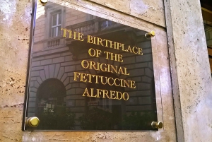 Ресторан Alfredo alla Scrofa в Риме: ешьте как звезда