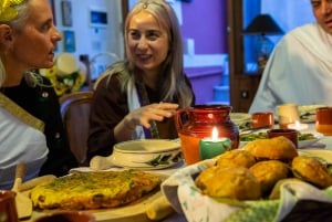 Ancient Roman Fare: Home=Dining in Rome
